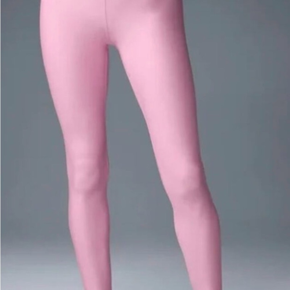 NWT ALO Yoga HIGH-WAIST AIRLIFT LEGGING Candy Heart Pink.